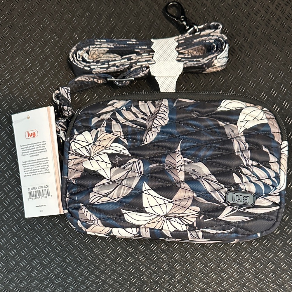 Lug Couple crossbody/belt bag in lily black NEW with tags!